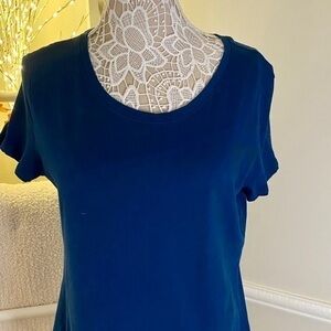 🌸The Kind Tee by NYC - TEAL color🍾🥂